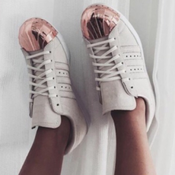 adidas superstar rose gold metal toe